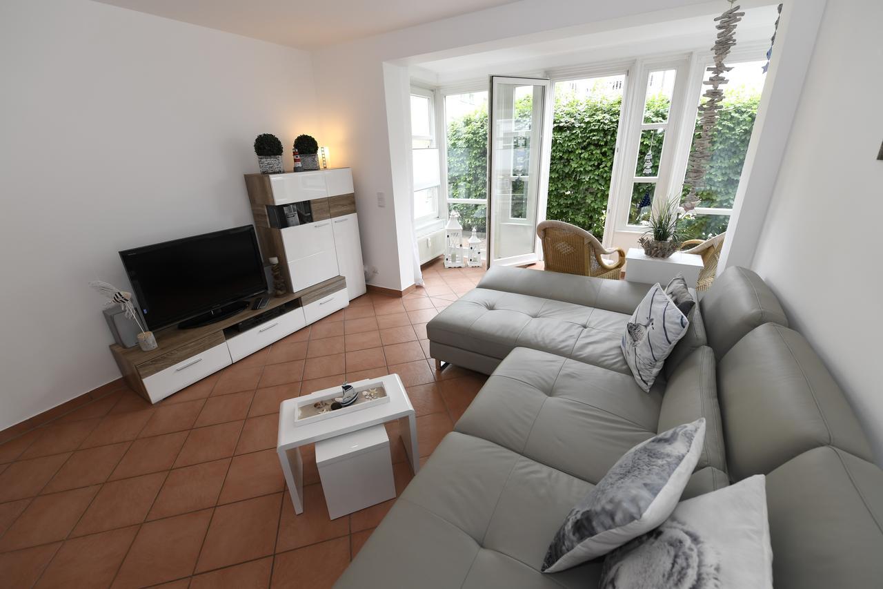 Haus "Concordia" In Binz - Wg 02 "Seedorf" Mit Terrasse, Strandnah Luaran gambar